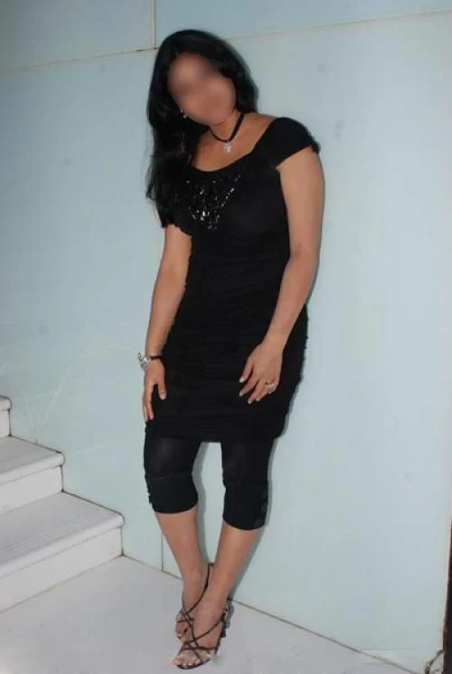 Call Girls Suratgarh